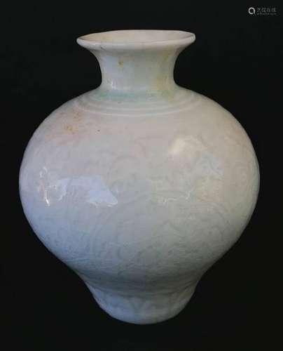 A CHINESE SONG DYNASTY YING QING VASE