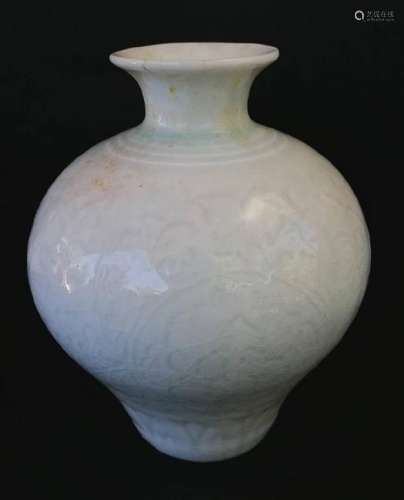 A CHINESE SONG DYNASTY YING QING VASE