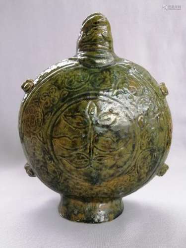 A CHINESE SONG DYNASTY CEADON TURTLE SHAPE HU