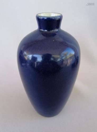 A CHINESE LATE MING DYNASTY BLUE GLAZED MEIPING