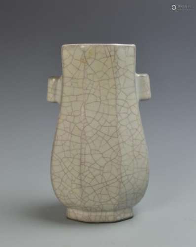 Chinese Ge Yao Ware Vase