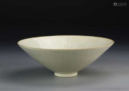 Chinese Ding Yao Glazed Bowl
