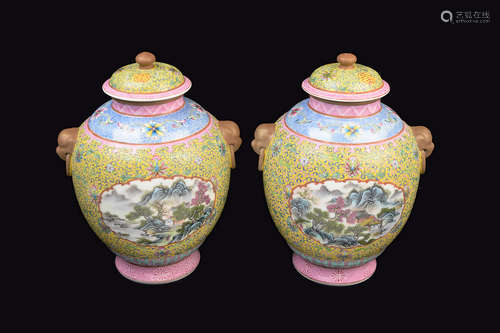 A Pair of  Yellow Ground Famille Rose Porcelain Lidded Jar