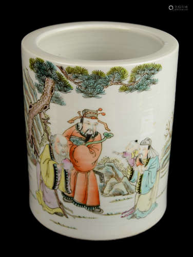 A Chinese Famille Rose Porcelain Brush Pot with Fortune, Prosperity, and Longevity Portrait, marked as 