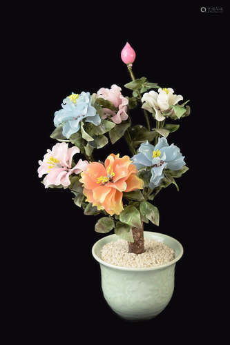 [Chinese] A Coloured Glass Flower Bonsai