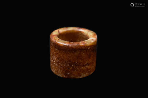 [Chinese] An Old Jade Thumb Ring without Carvings