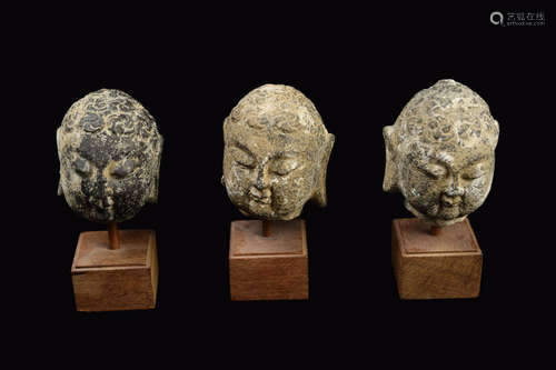 [Chinese] A Set of Three Stone Carved Buddha's Heads