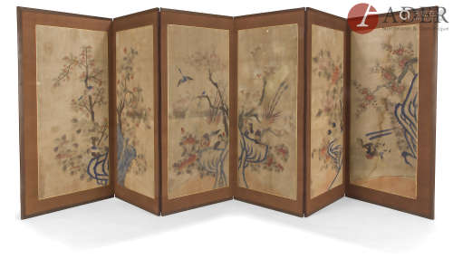 Corée - Fin XIXe siècle Paravent à six feuilles, encre et couleurs sur papier, à décor de branches