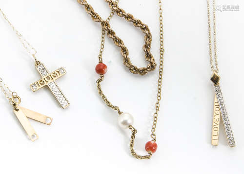 A quantity of 9ct gold necklaces, pendants, including crucifixes, cultured pearl drops, diamond