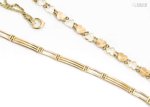 Three 9ct gold bracelets, including a harp linked example, baton and curb link, 14g