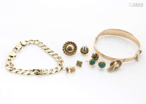 A 9ct gold bangle, a 9ct gold curb link bracelet, a pair of continental green paste ear studs, a