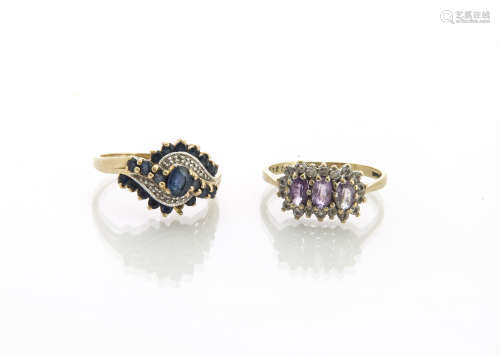 Two modern 9ct gold and gem set rings, 6.1g (2)