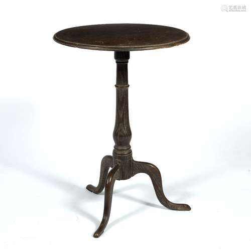 Oak circular tripod table circa 1800, 48.5cm across x 68cm high