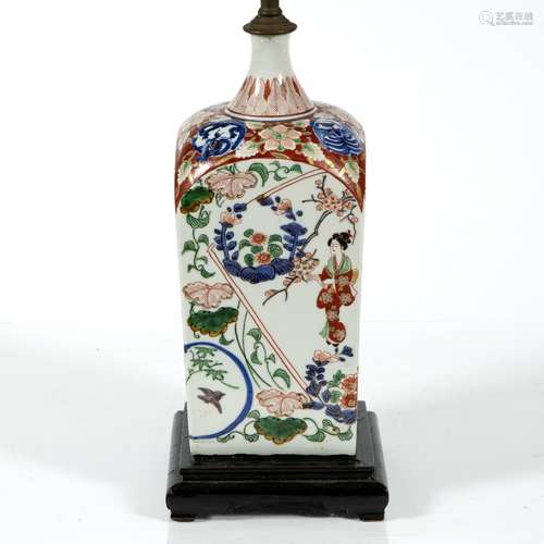 French Samson lamp late 19th Century, of Arita 17th Century style, 28cm high