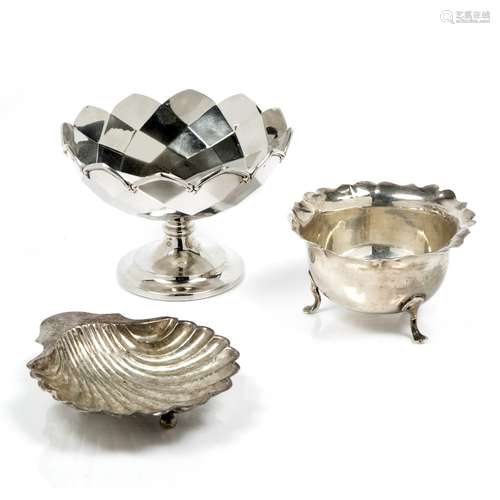 Silver bonbon dish stylised form, an open silver bowl and a silver shell dish, 339 grams in all