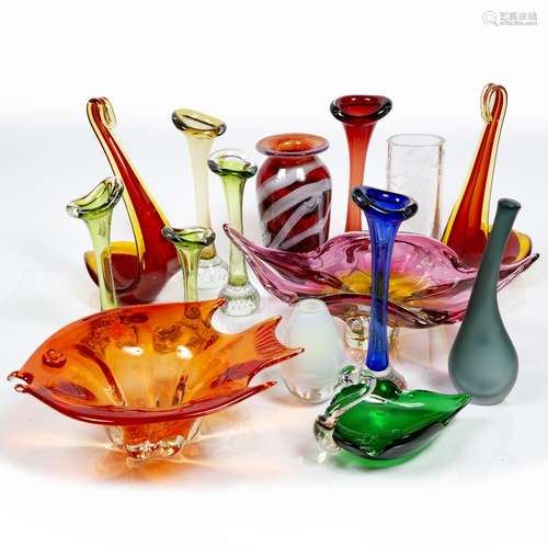 Quantity of contemporary glass to include a ruby coloured vase with white swirls, signature to base,