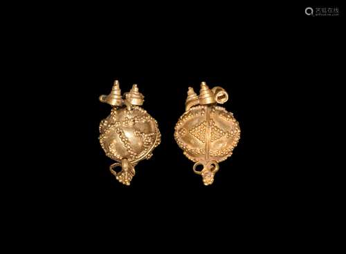 Roman Gold Earring Pair