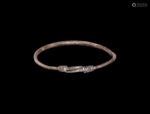 Roman Silver Expandable Bracelet