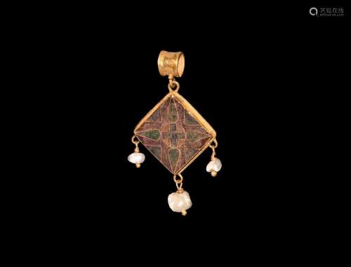 Post Medieval Gold Pendant with Enamelled Cross
