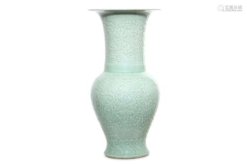 A CHINESE CELADON YEN YEN 'LOTUS' VASE. Early 20th Century. The body incised with lotus flower heads