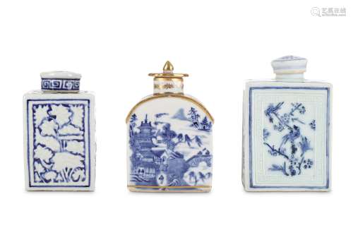 THREE CHINESE BLUE AND WHITE TEA CADDIES AND COVERS. Late Qing Dynasty. One moulded with lotus
