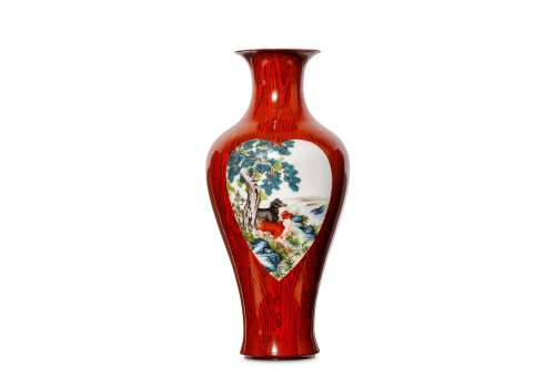 A CHINESE FAUX-BOIS GROUND VASE. 20th Century. Of baluster form with rounded shoulders and a