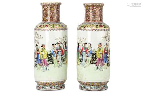 A PAIR OF CHINESE FAMILLE ROSE VASES. 20th Century. Of rouleau form, decorated with ladies in a