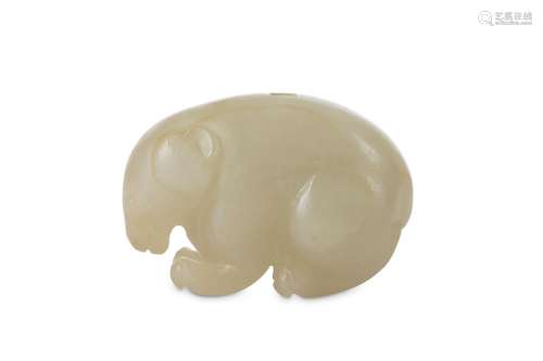A CHINESE PALE CELADON JADE 'BEAR' PENDANT. Qing Dynasty. With legs tucked beneath the body, the