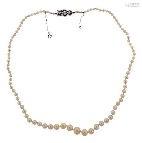 Platinum Diamond Graduated Pearl Necklace