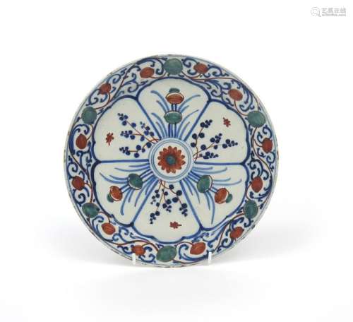 An early London delftware plate c.1715 25, painted...;