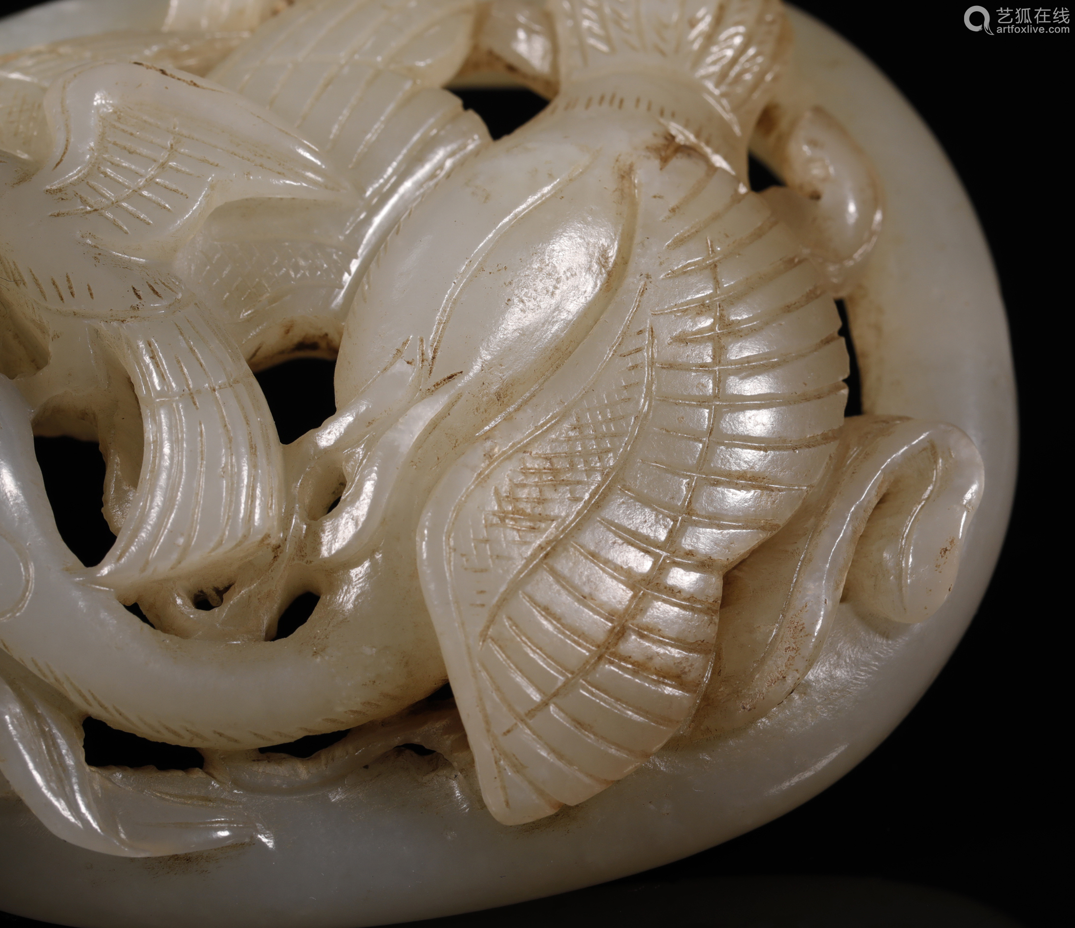 辽代 和田玉海东青啄雁纹瓦子