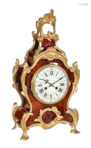 ϒ French Louis XV style gilt brass mounted tortoiseshell mantel clock