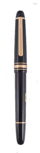 Montblanc, Meisterstuck, a black fountain pen