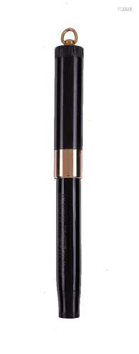 Parker, Duofold Lucy Curve, a lady's black fountain pen
