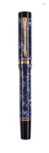 Parker, Duofold, a blue marbled fountain pen