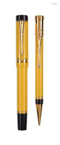 Parker, Duofold, a yellow fountain pen and propelling pencil