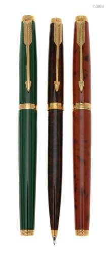 Parker, 75, a tourmaline laque fountain pen