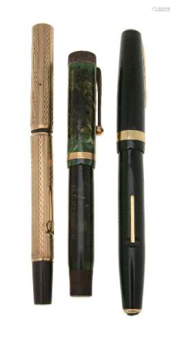 Waterman Ideal, a 9 carat gold cased fountain pen