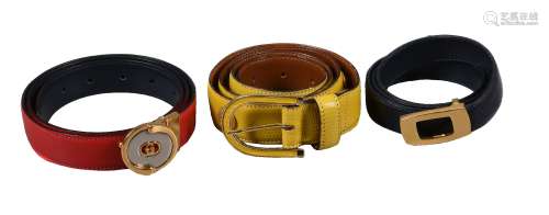 Gucci, a reversible leather belt