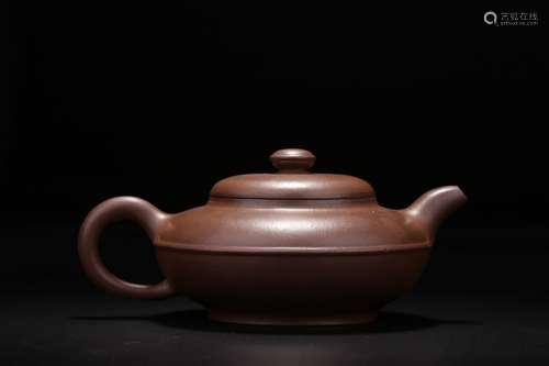 A ZISHA TEA POT