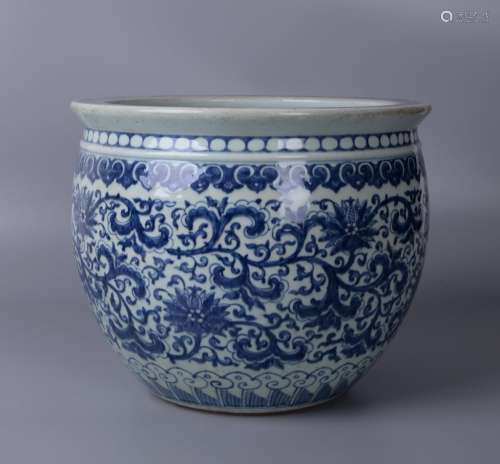 A LARGE BLUE AND WHITE JAR