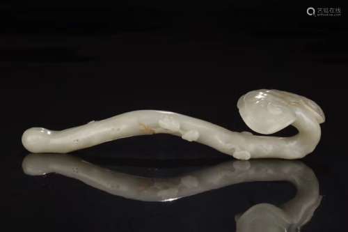 A HETIAN JADE SCEPTER