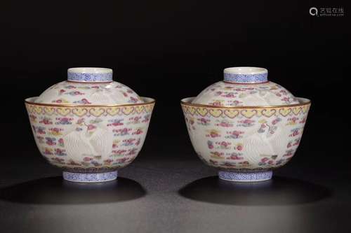 A PAIR OF FAMILLE ROSE BOWLS, GUANGXU MARK