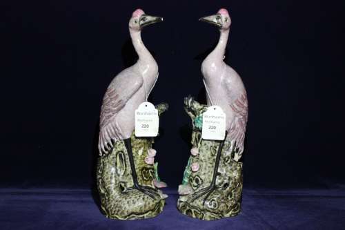 A PAIR OF FAMILLE ROSE HERONS