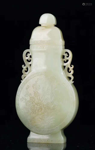 A HETIAN JADE CARVED BOTTLE VASE