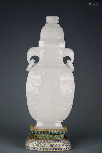 A BEAST PATTERN DOUBLE-EAR HETIAN JADE BOTTLE