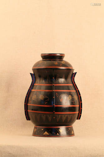 A DRAGON PATTERN&COLOUR PAINTING ROUND BODY VASE