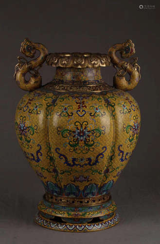 17-19TH CENTURY, AN OLD CLOISONNE VASE, QING DYNASTY
