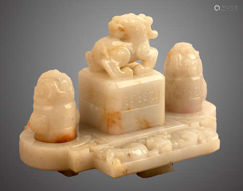 17-19TH CENTURY, A SET OF HETIAN JADE SEALS, QING DYNASTY