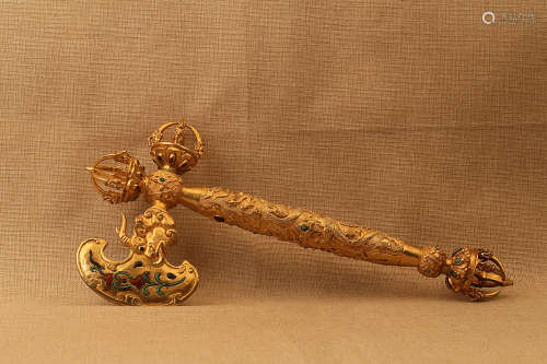 17-19TH CENTURY, A GILT BRONZE INLAID JEWERY AXE, QING DYNASTY